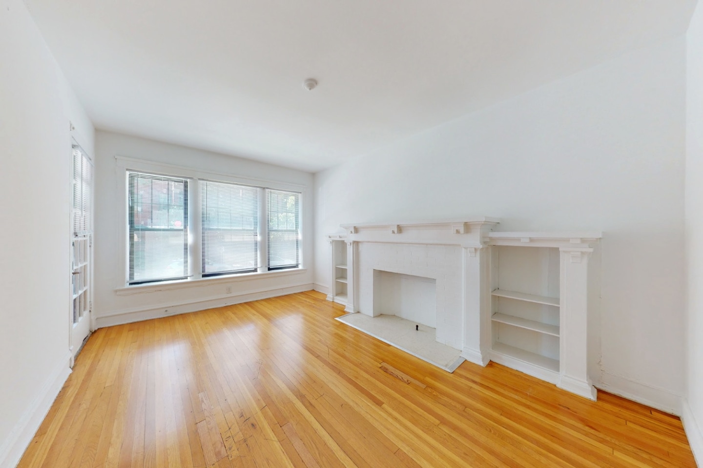 5335-5345 S. Kimbark Ave. Image 21