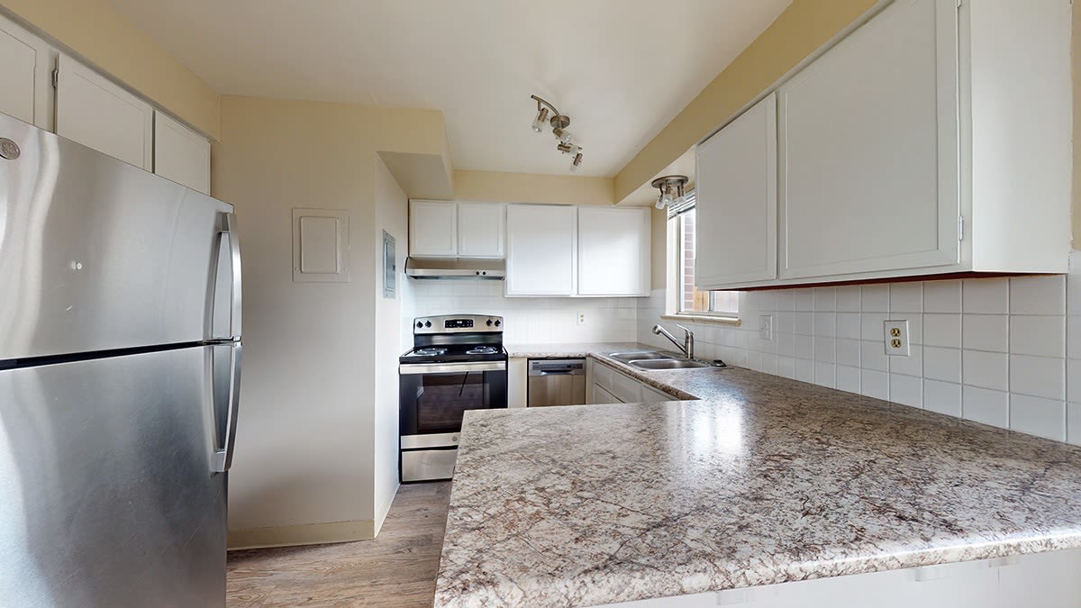 Applewood Gables Townhomes Image 37
