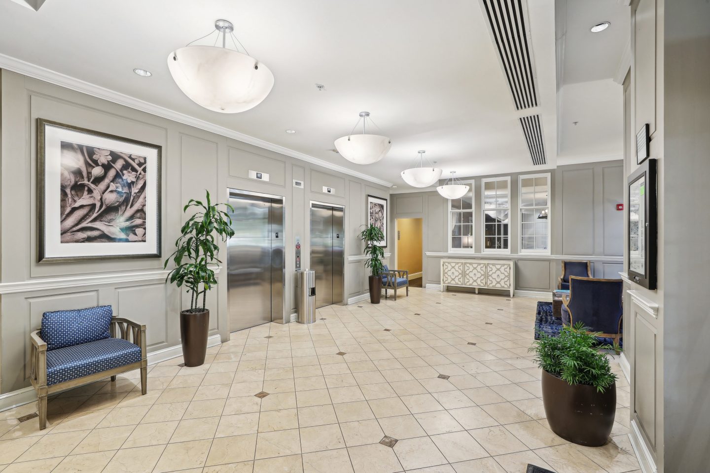 Clayborne Apartments Image 7