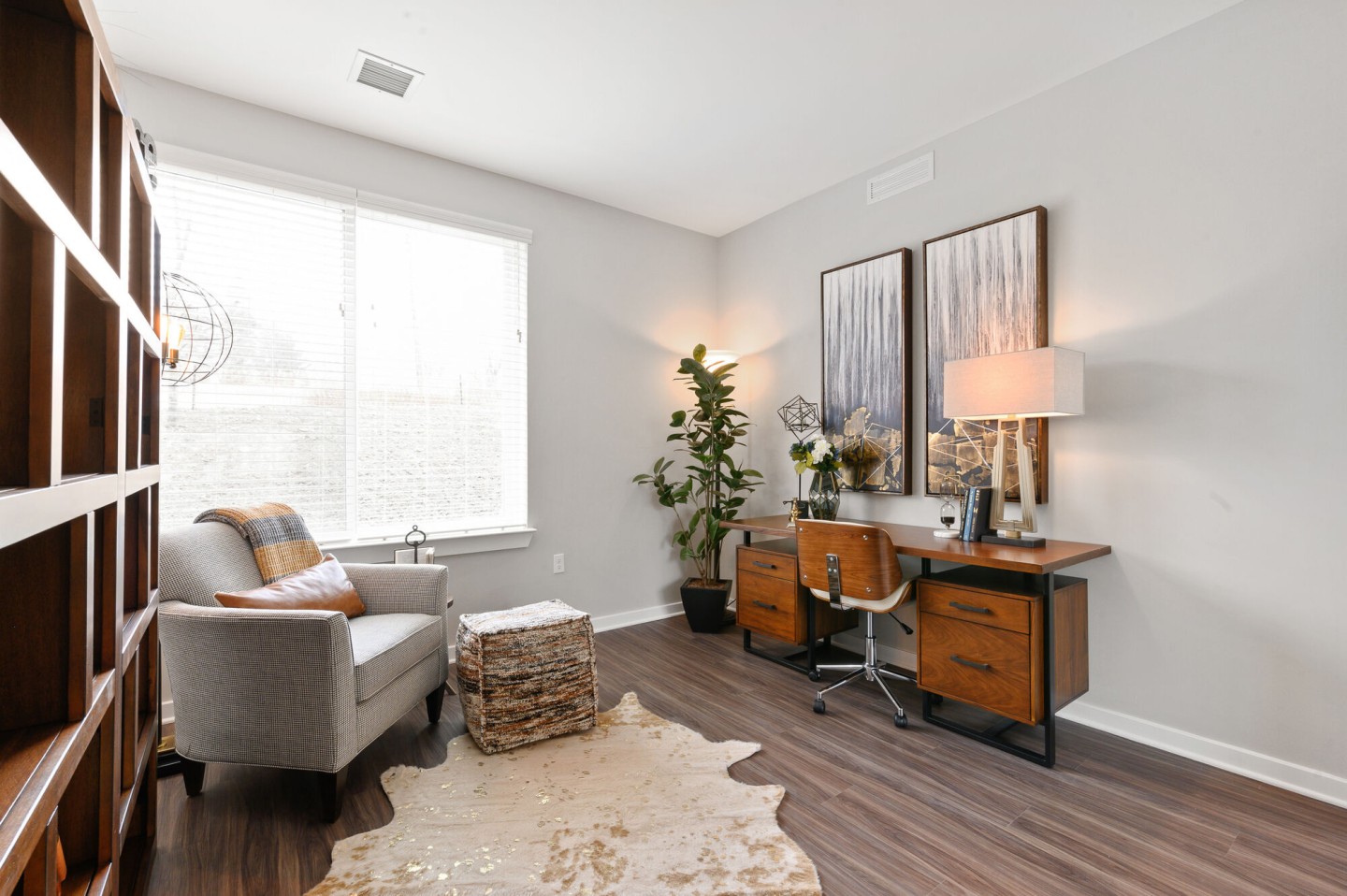 30 Lancaster Image 1