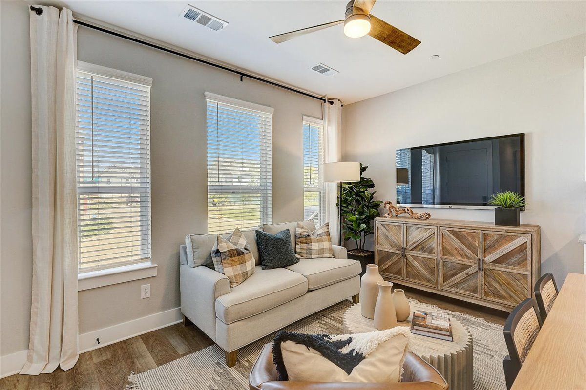 Carmel Villas Image 31