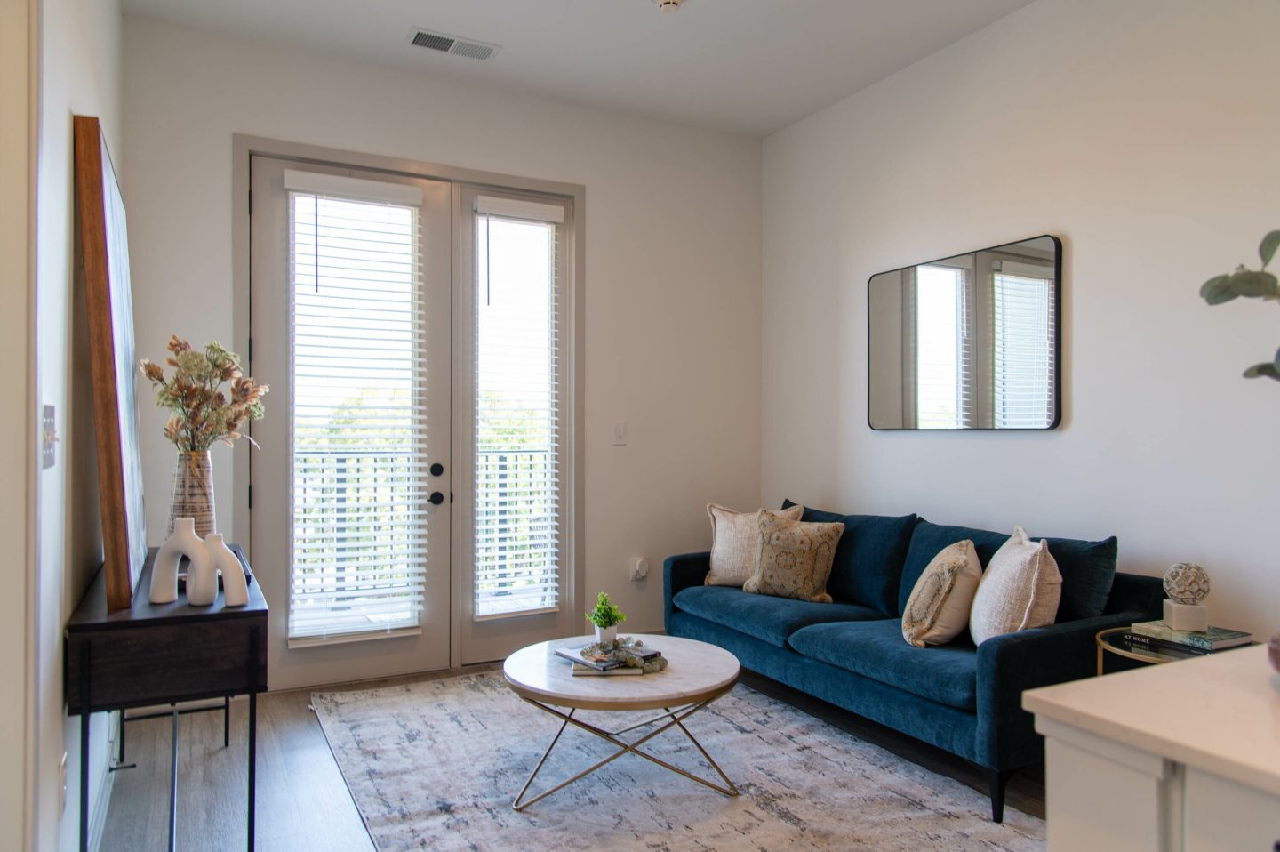 Versa Apartments Image 3