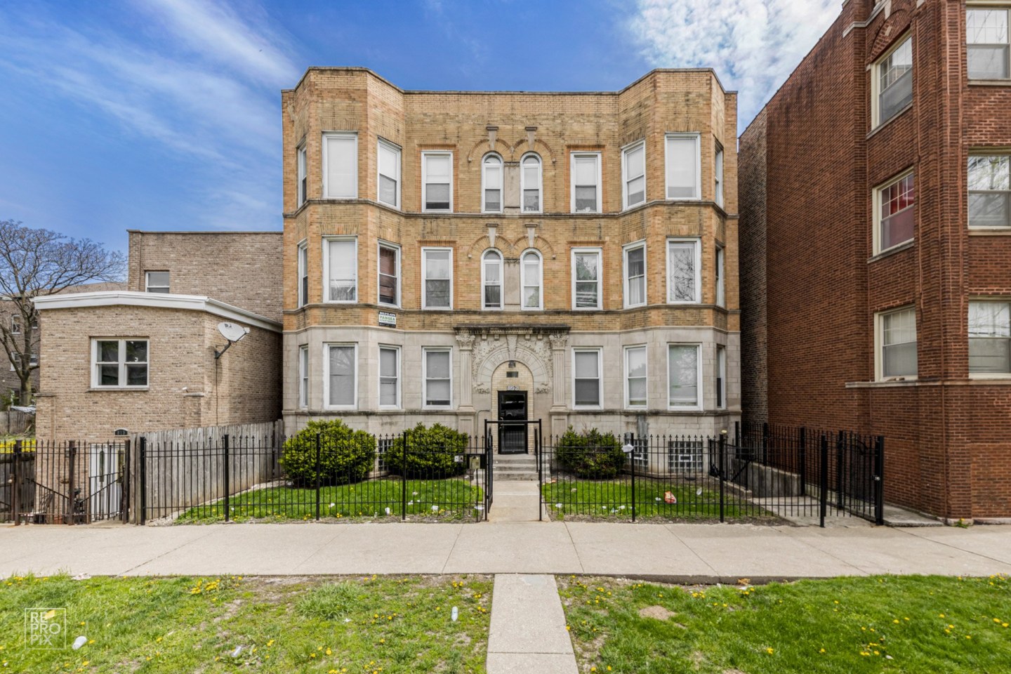 819-21 S Independence Blvd Image 1
