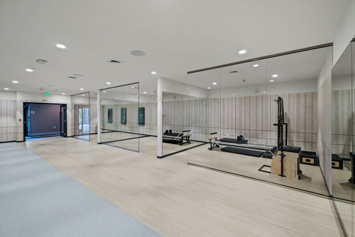 Slate Hallandale Beach Image 10