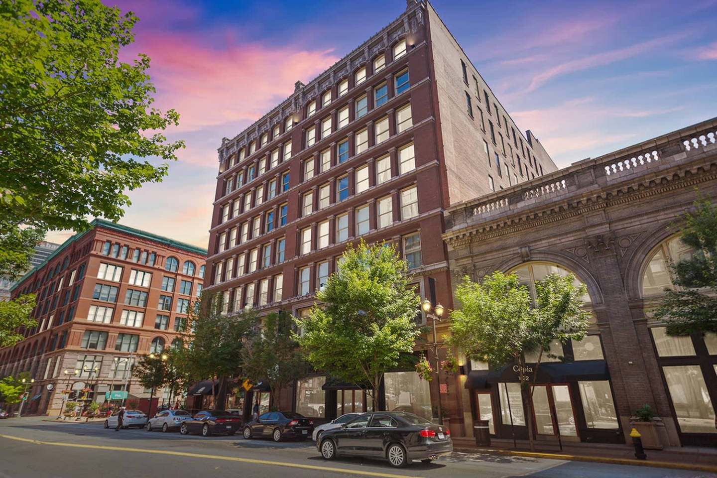 Vangard Lofts Image 1