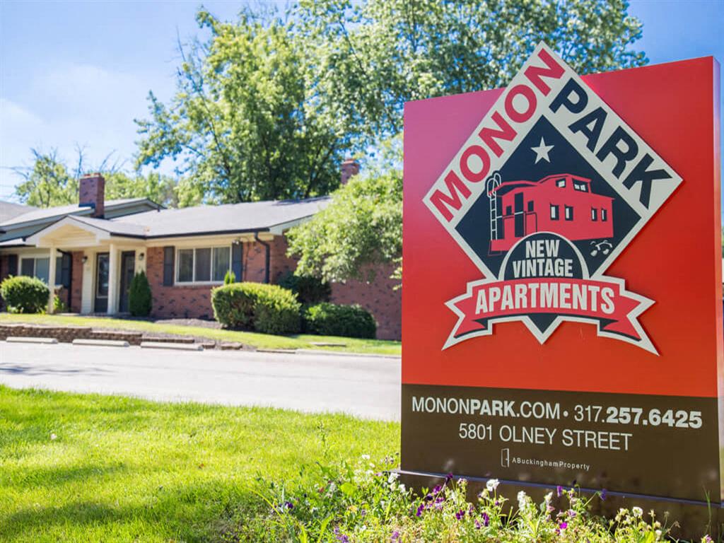 Monon Living Image 56