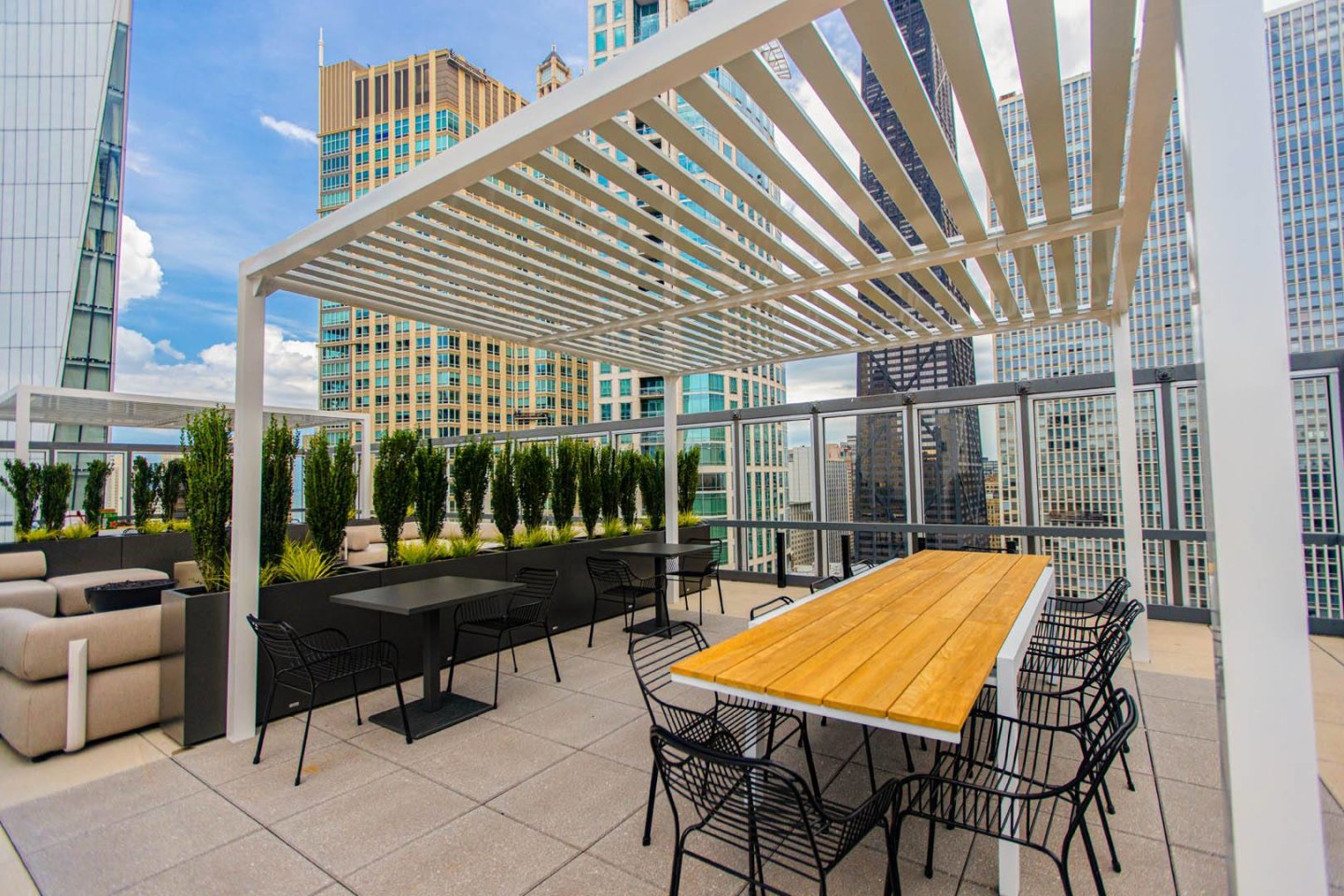 21 East Chestnut Image 30