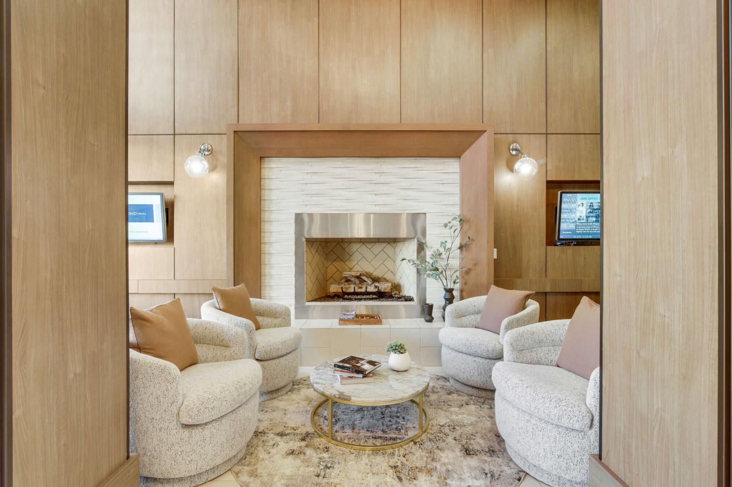 1105 Town Brookhaven Image 36