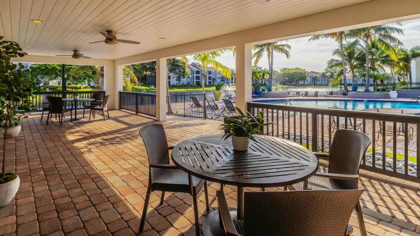 The View at Waters Edge Image 91