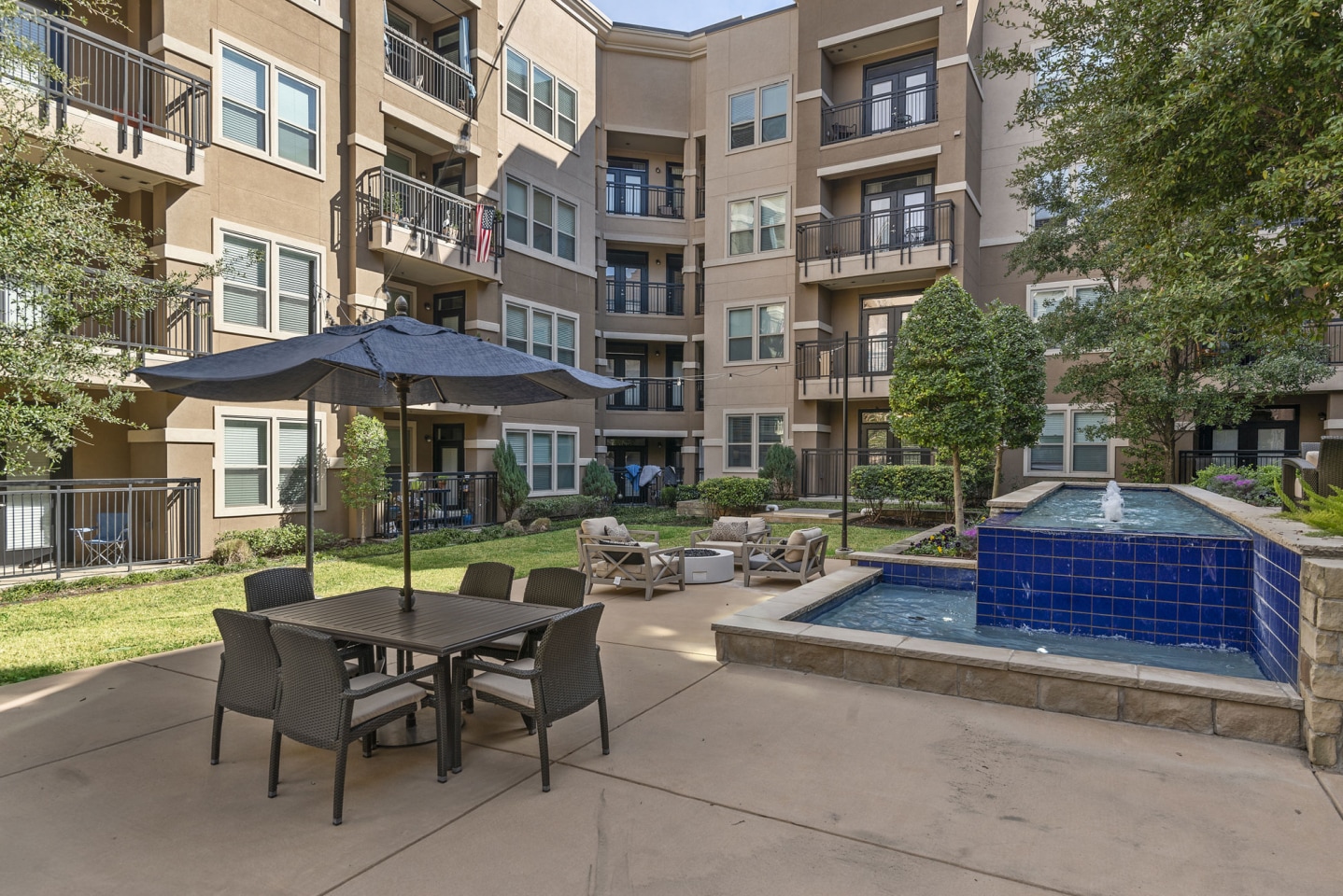 Trinity Bluff & District Urban Apartments Image 13