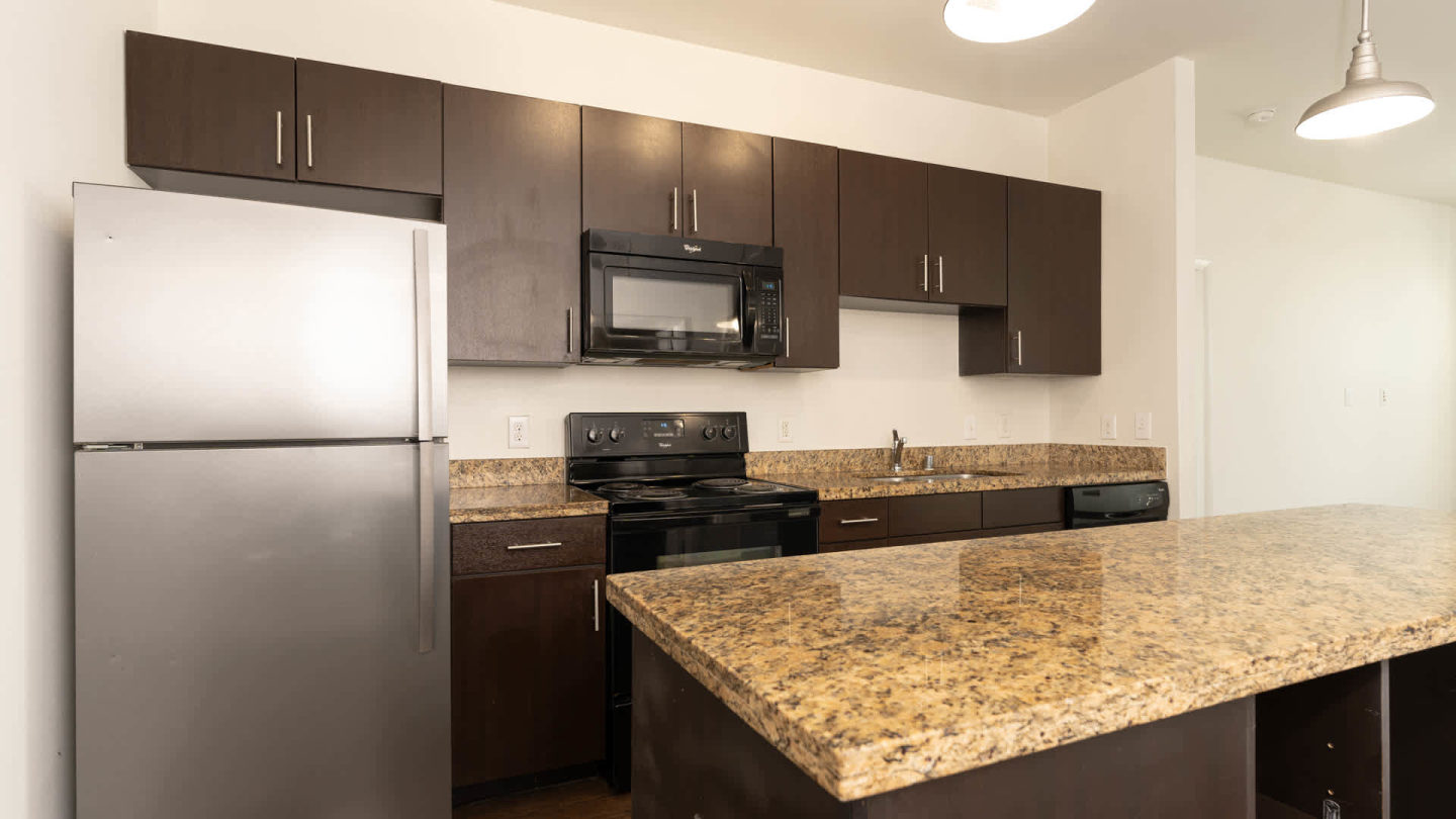 Union at Carrollton Square Apartments Image 7