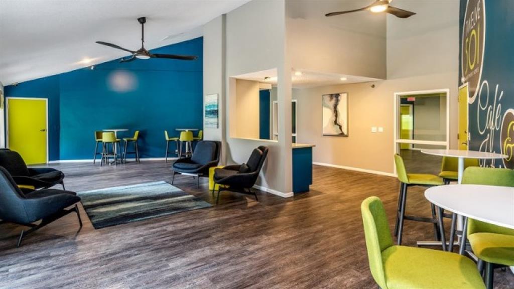 Twelve 501 Apartment Homes Image 18