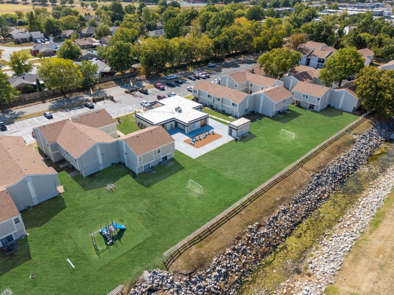 Townhomes at East 32nd Image 9