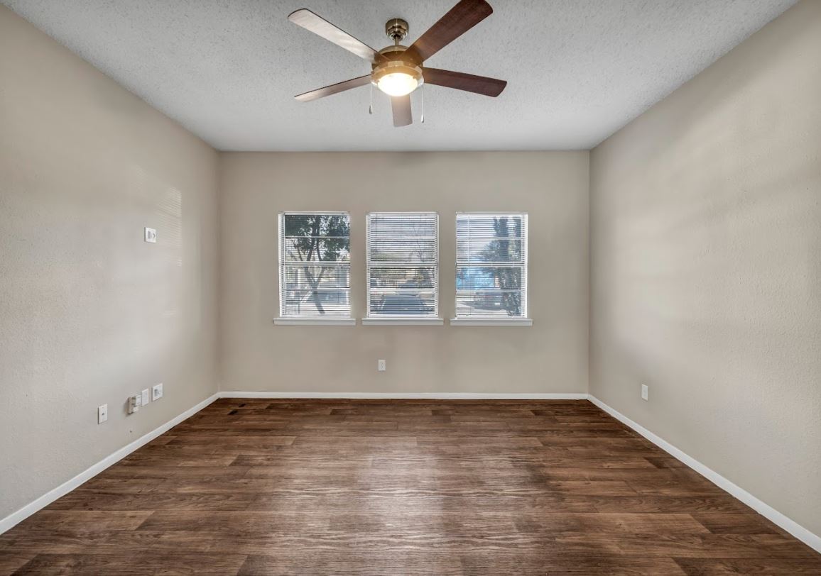 Enclave Image 8