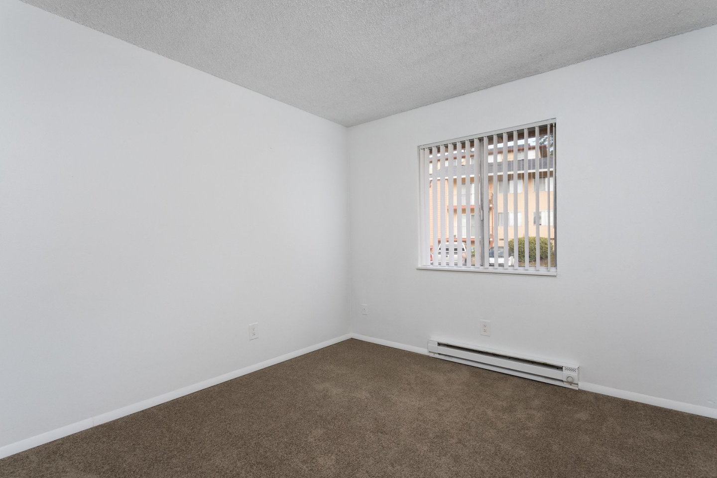 Greenbriar Village Image 4