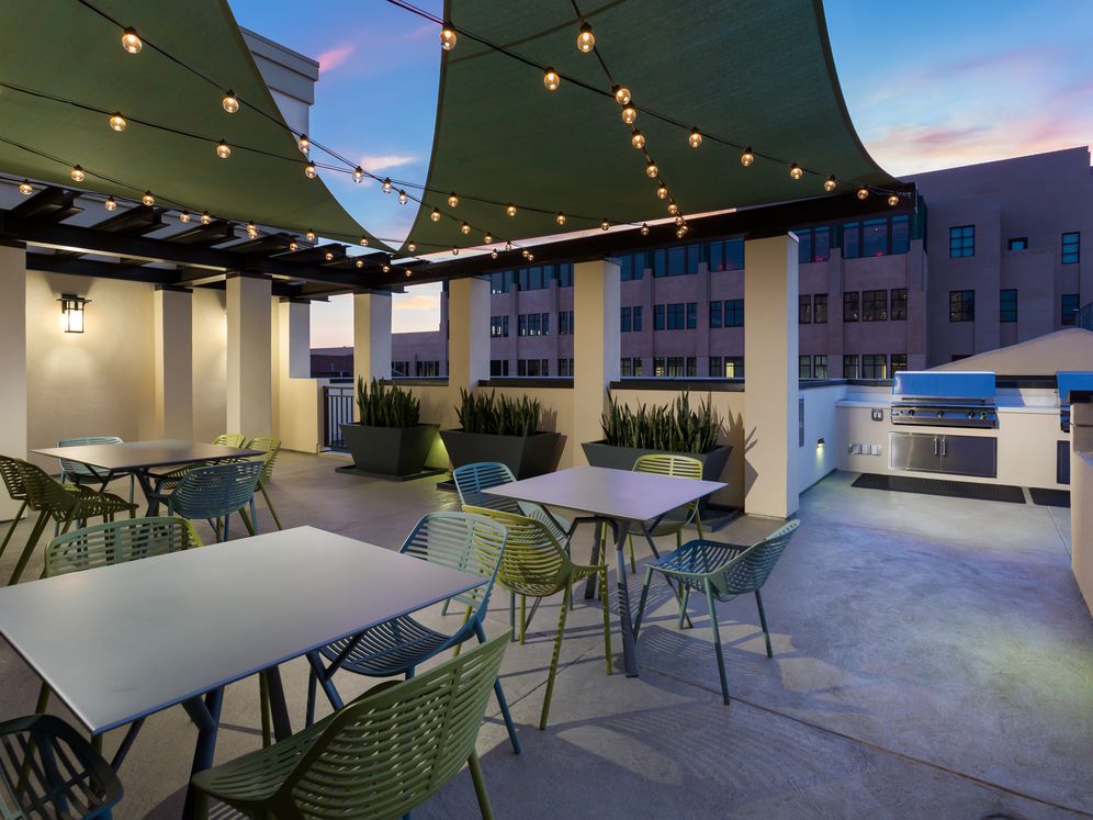 Avalon Pasadena Image 28