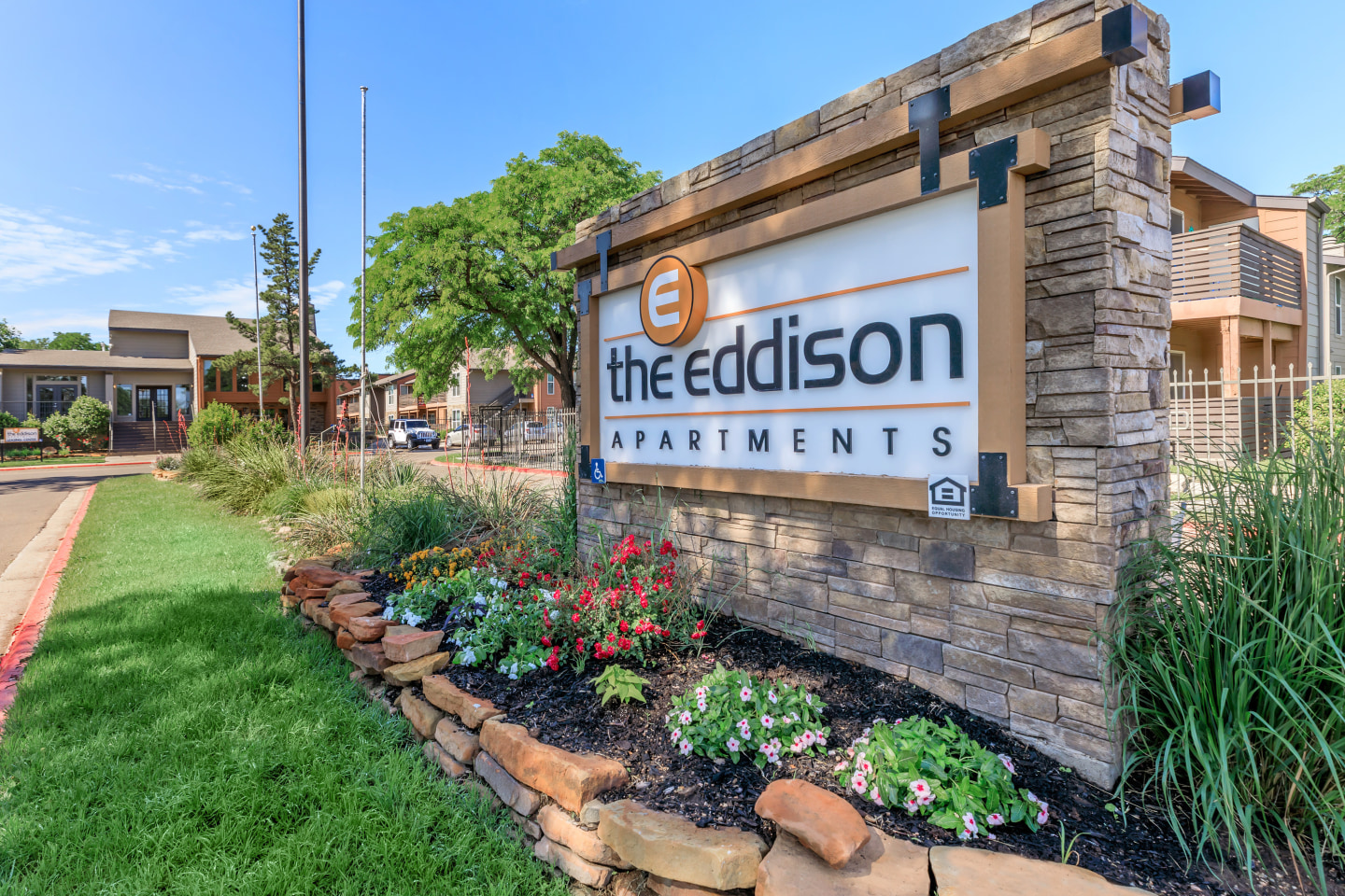 The Eddison Image 12