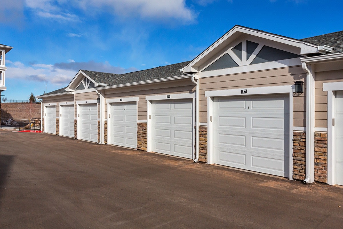 Aliso Briargate Apartments Image 17