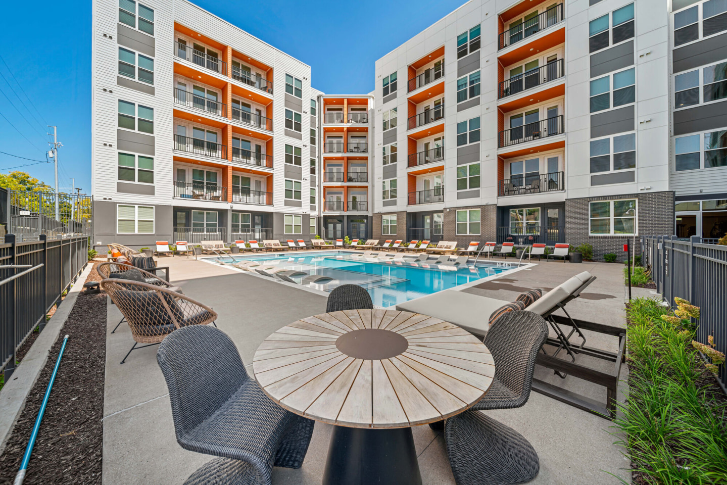 Towne Nashville Image 49