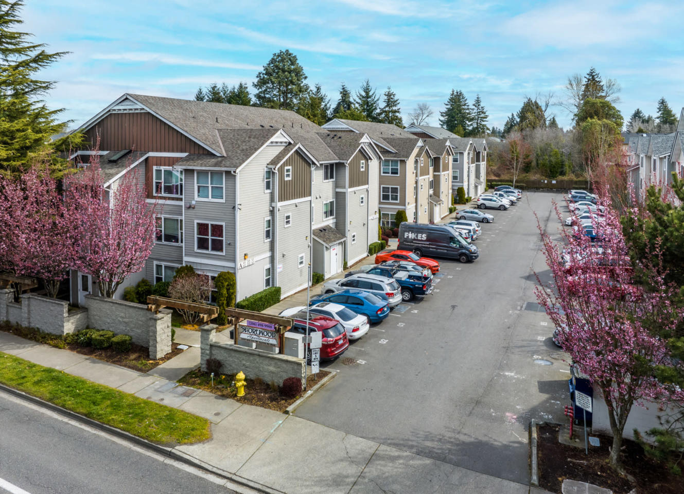 Shorewood Apartments Image 3