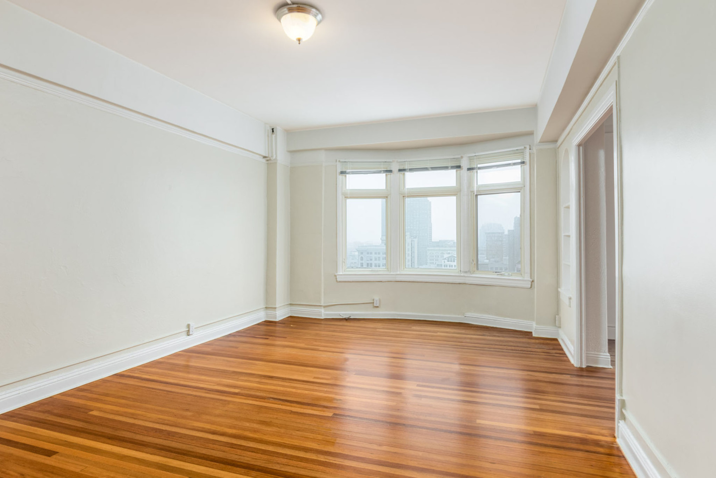 665 Pine Street Image 1