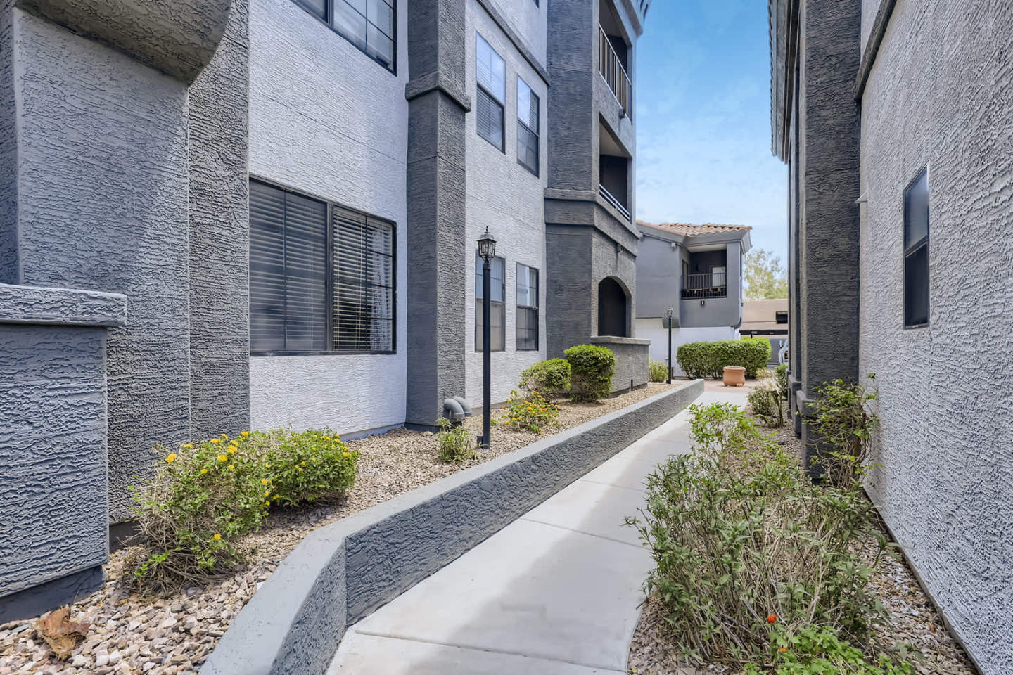 Mandarina Apartment Homes Image 48