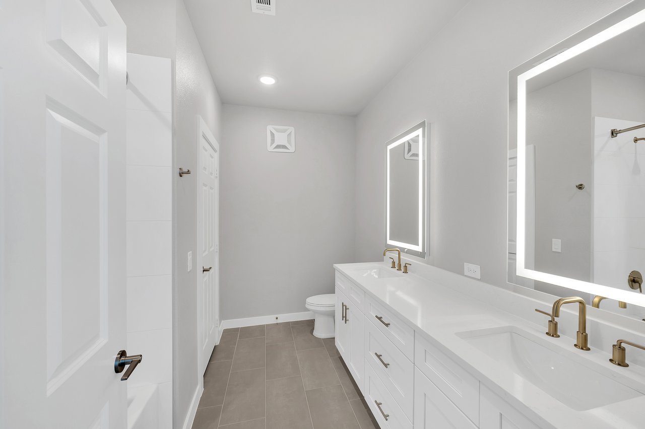 The Delta Pearland Image 2