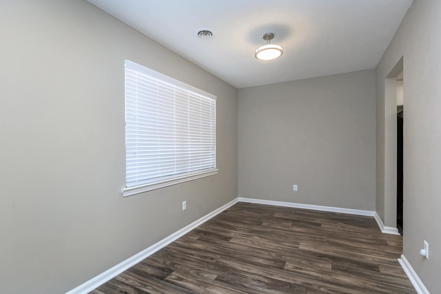 Laurel Ridge Apartments Image 24