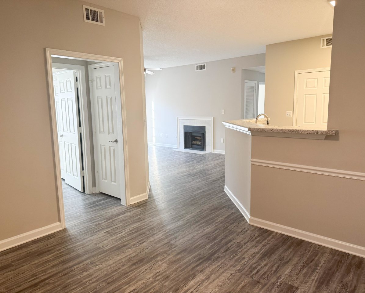 Enclave at Wolfchase Image 43