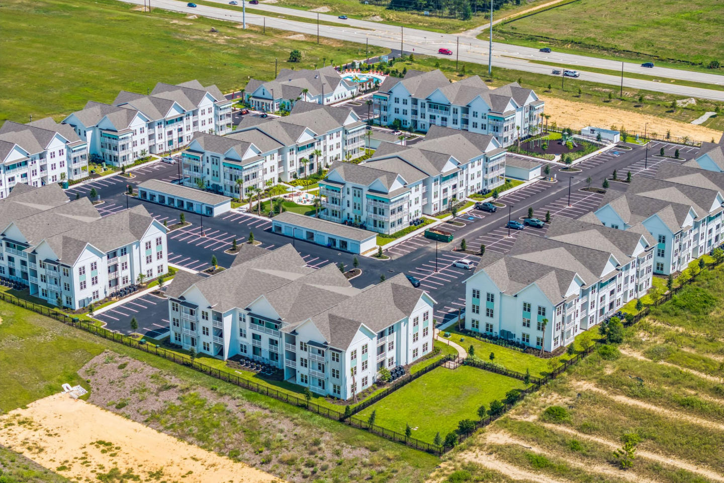 The Brightly Apartments Image 18