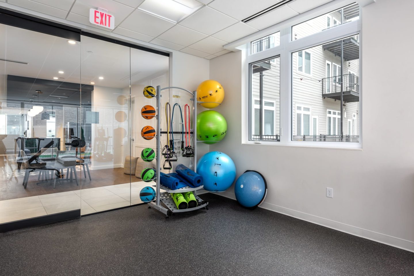 2200 LaSalle Image 18