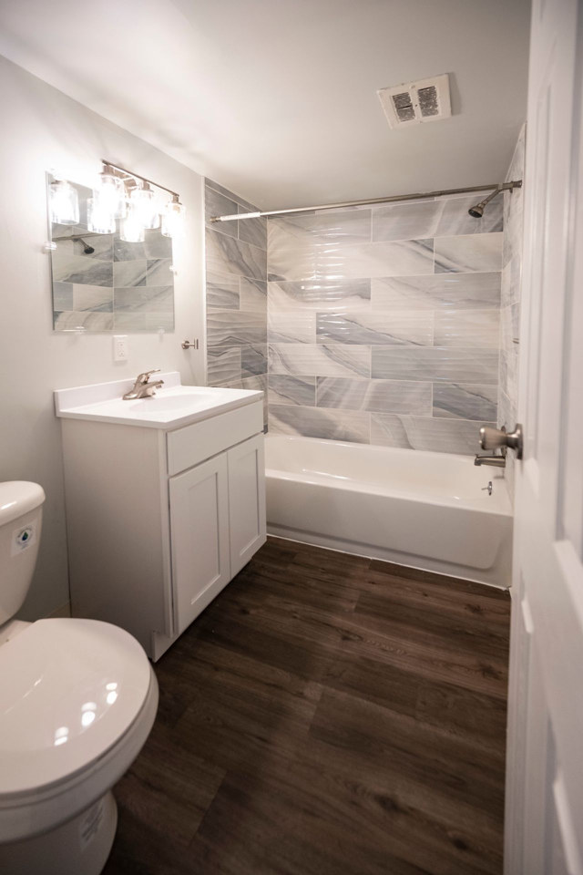 Tomlinson Court Apartments Image 11