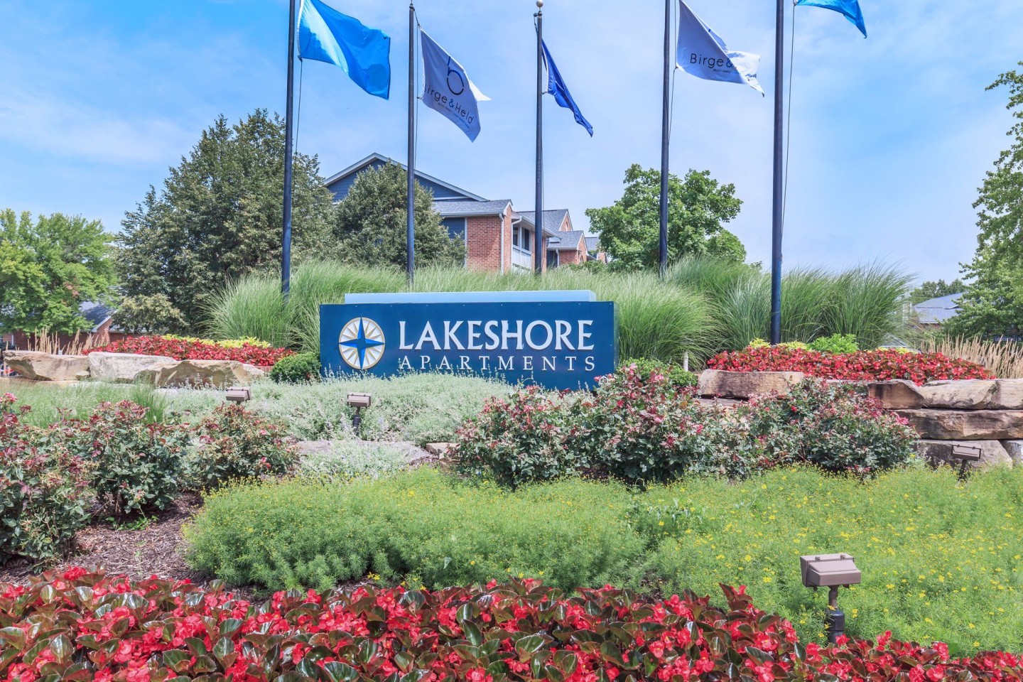 Lakeshore Apartments Image 66