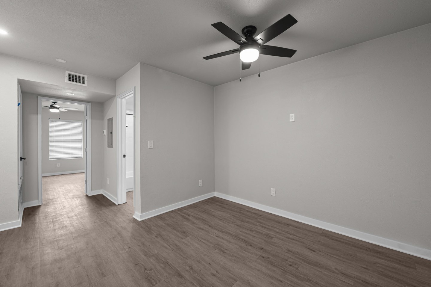 Sunset Heights Image 67