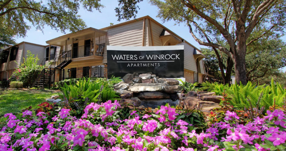 Waters Of Winrock Image 3