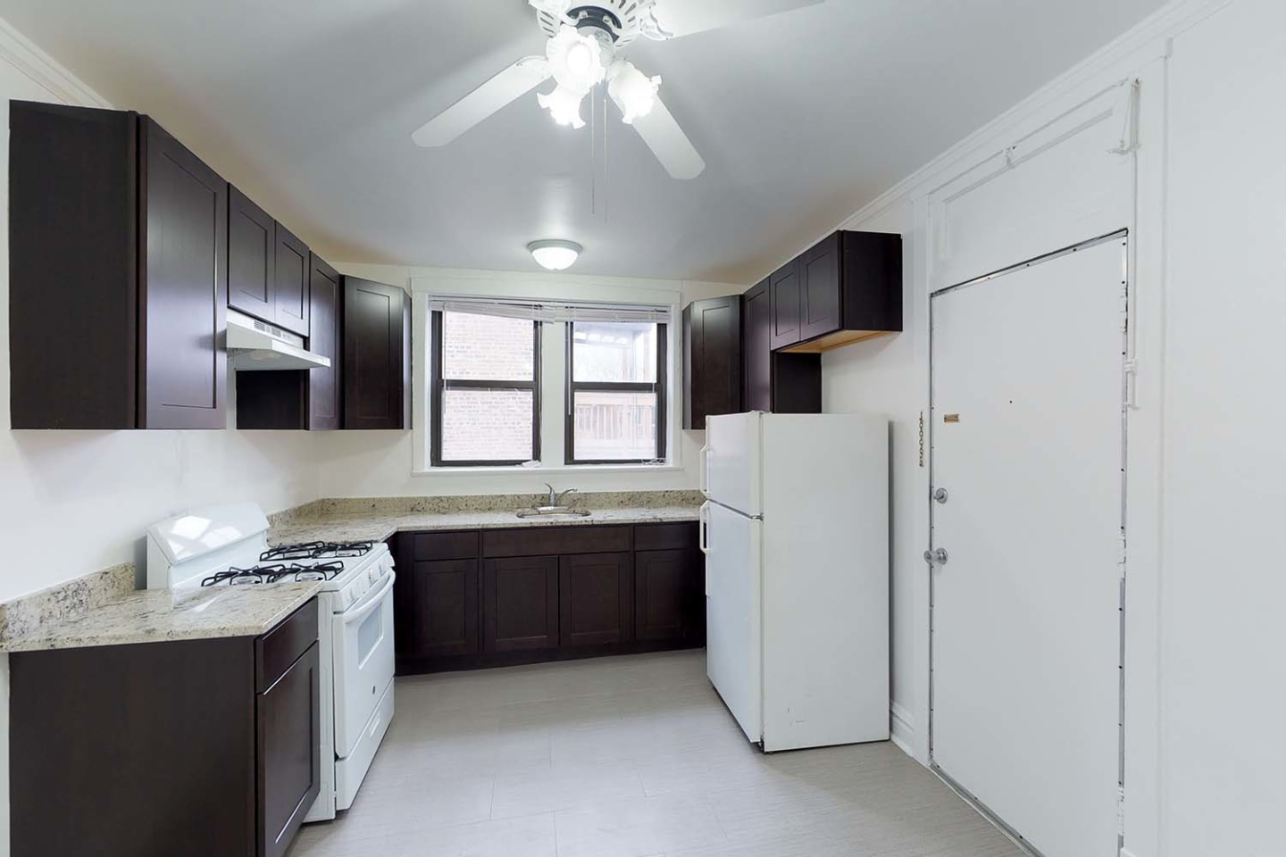 Ellis Court Image 12