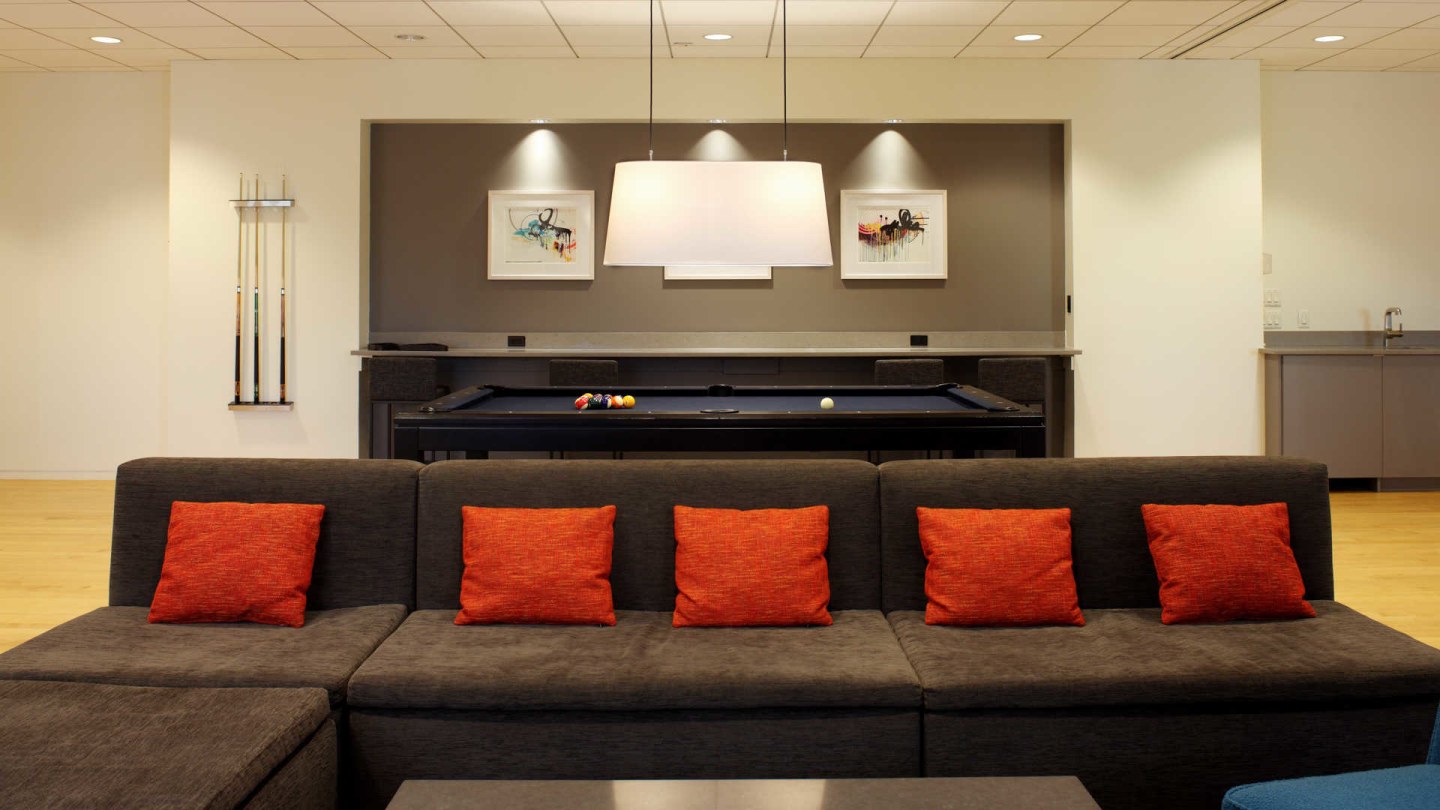 777 6th Avenue Image 13