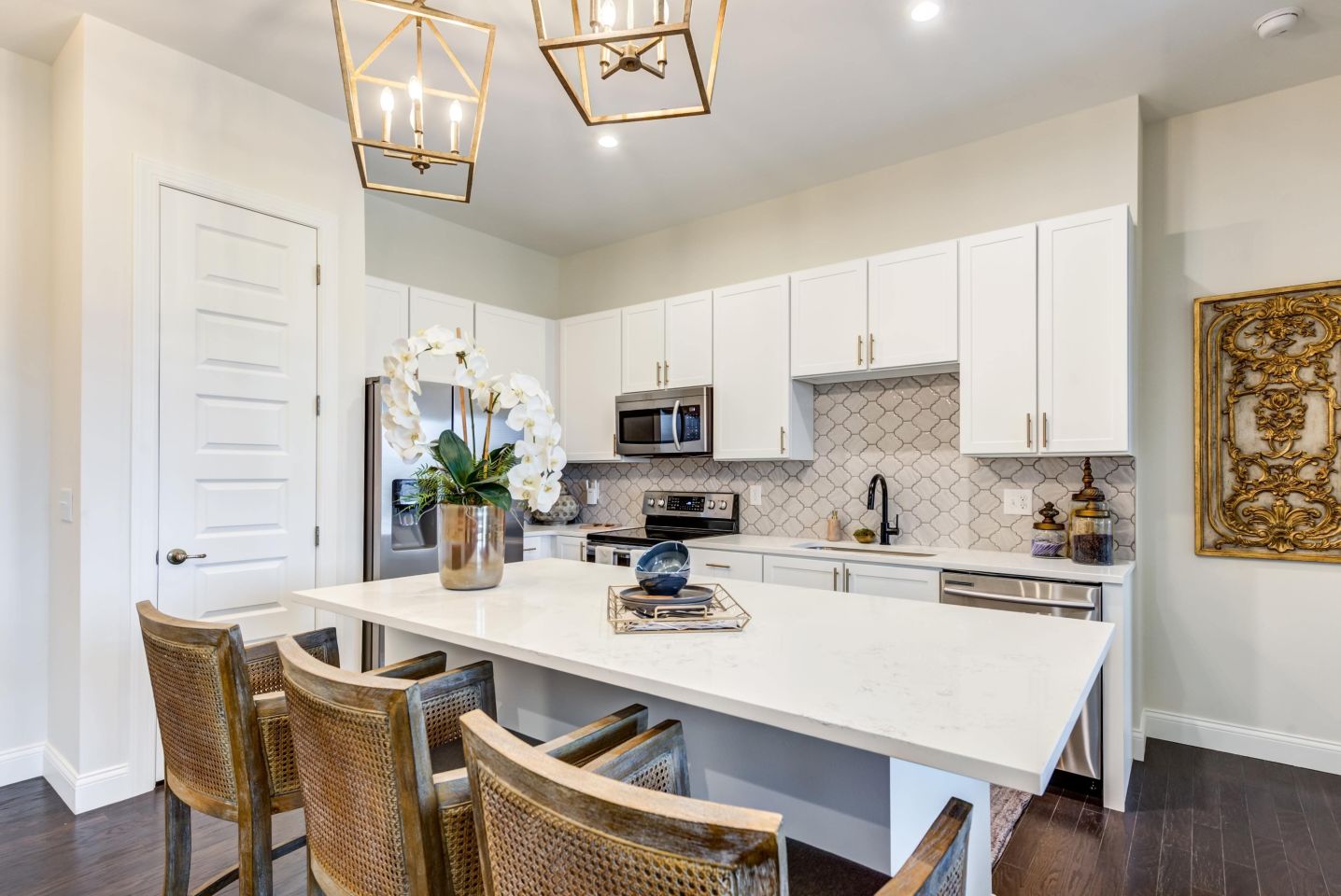 Luxe at the Highlands Image 19