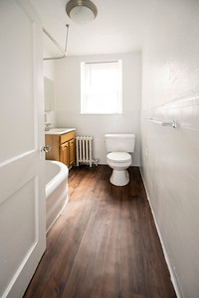 English Manor Image 12