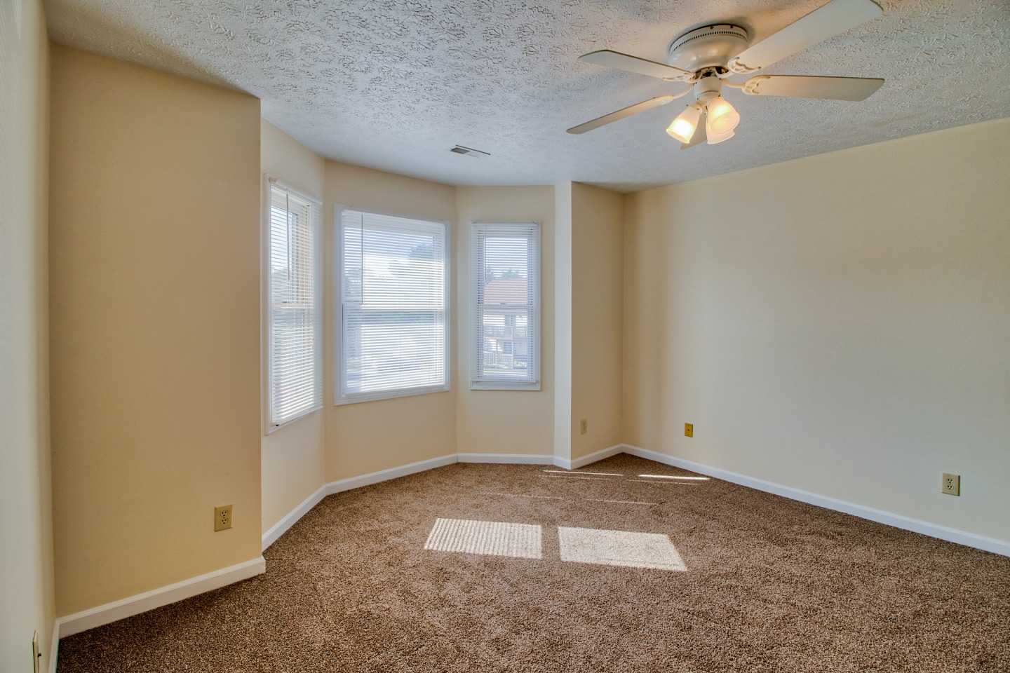 Walnut Springs Apartments Image 18
