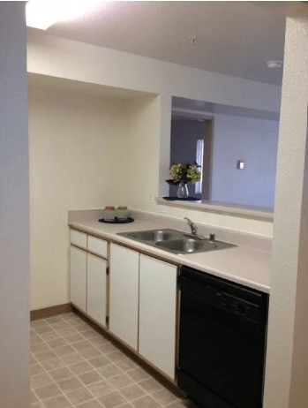 Desert Willow Apartments - Affordable Image 2