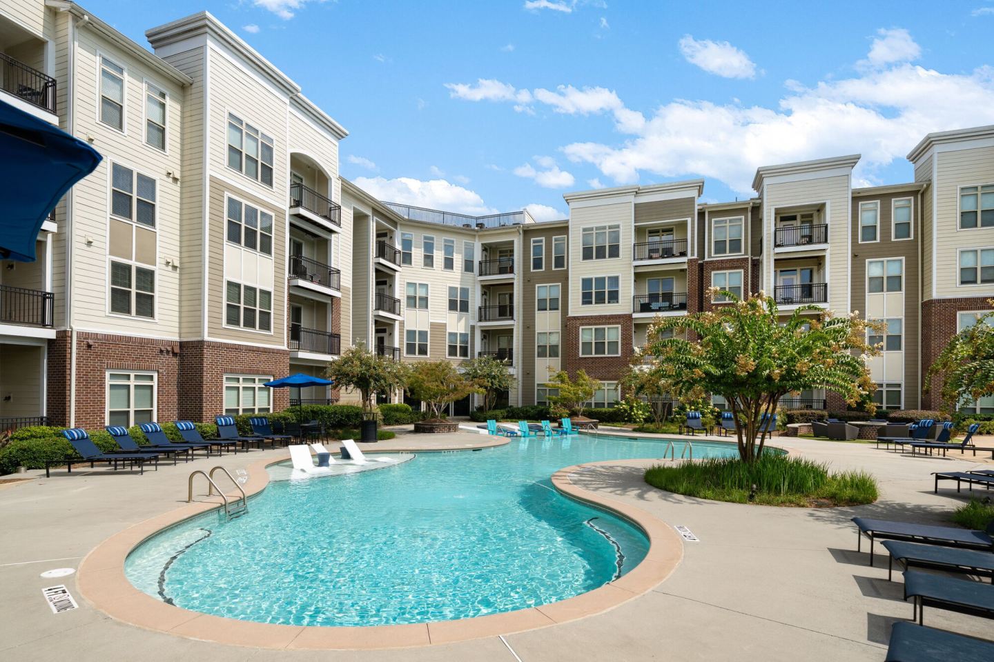 400 Belmont Image 20
