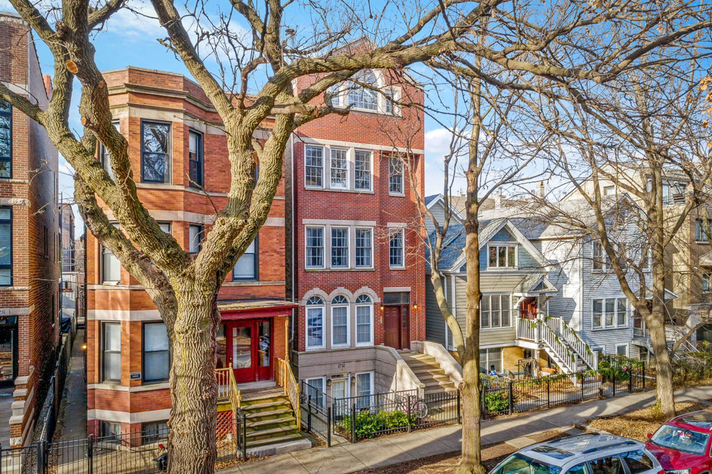 2732 N Wayne Ave Image 1