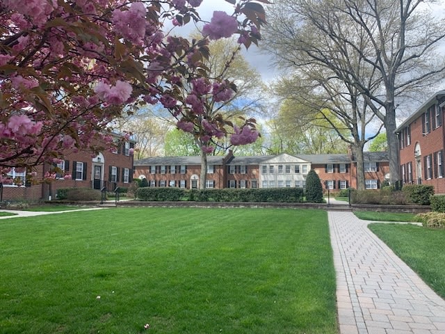 Commonwealth Gardens Apartments Image 25