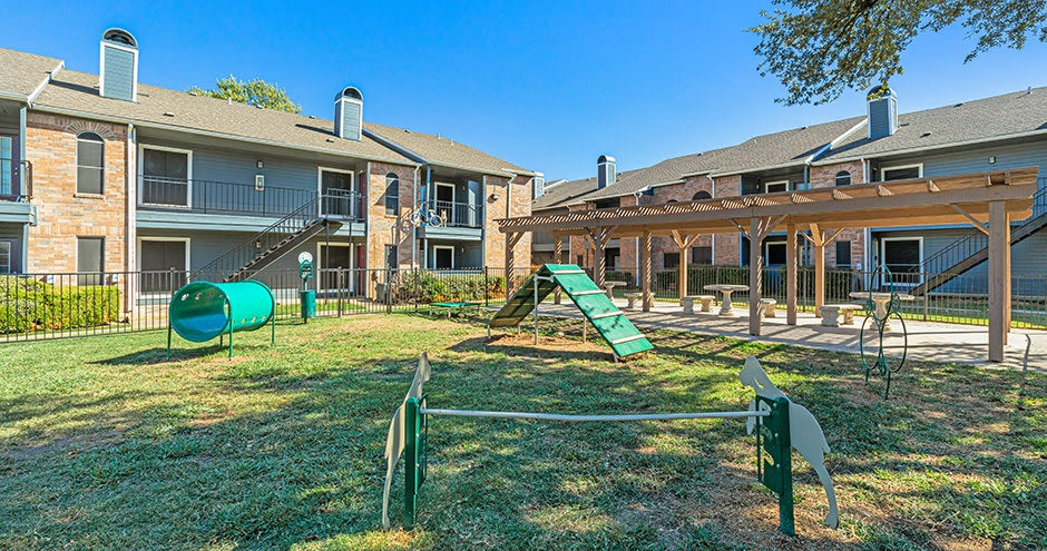 Venue at 8651 Image 25