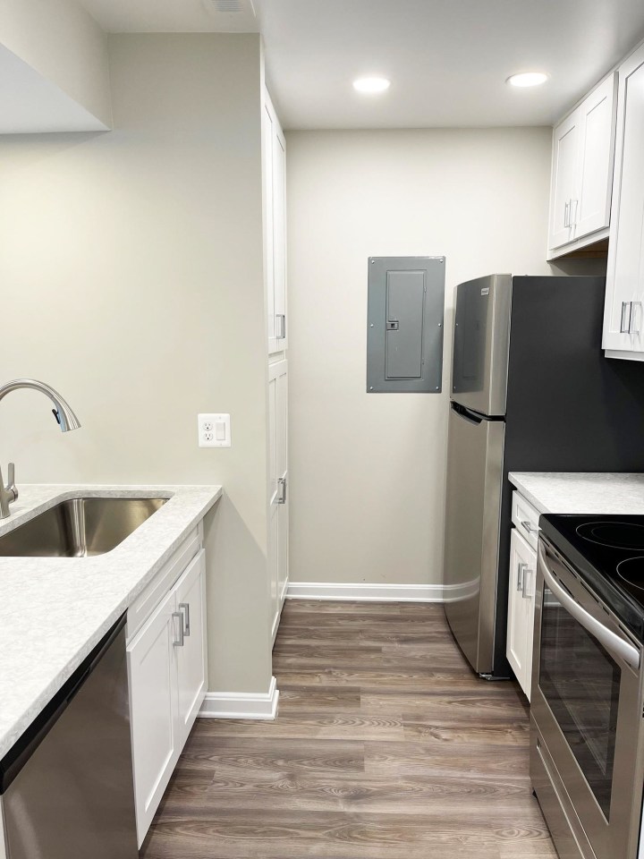 Clarys Crossing Image 20