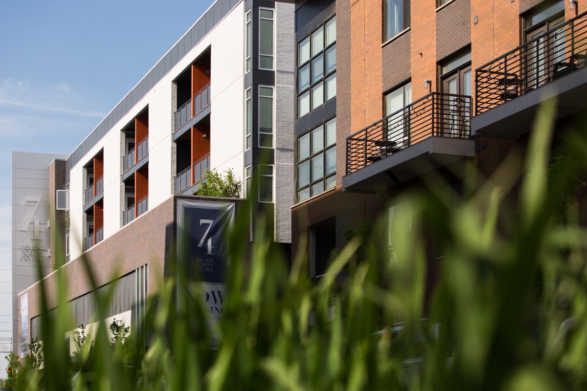 747 Apartments Image 22