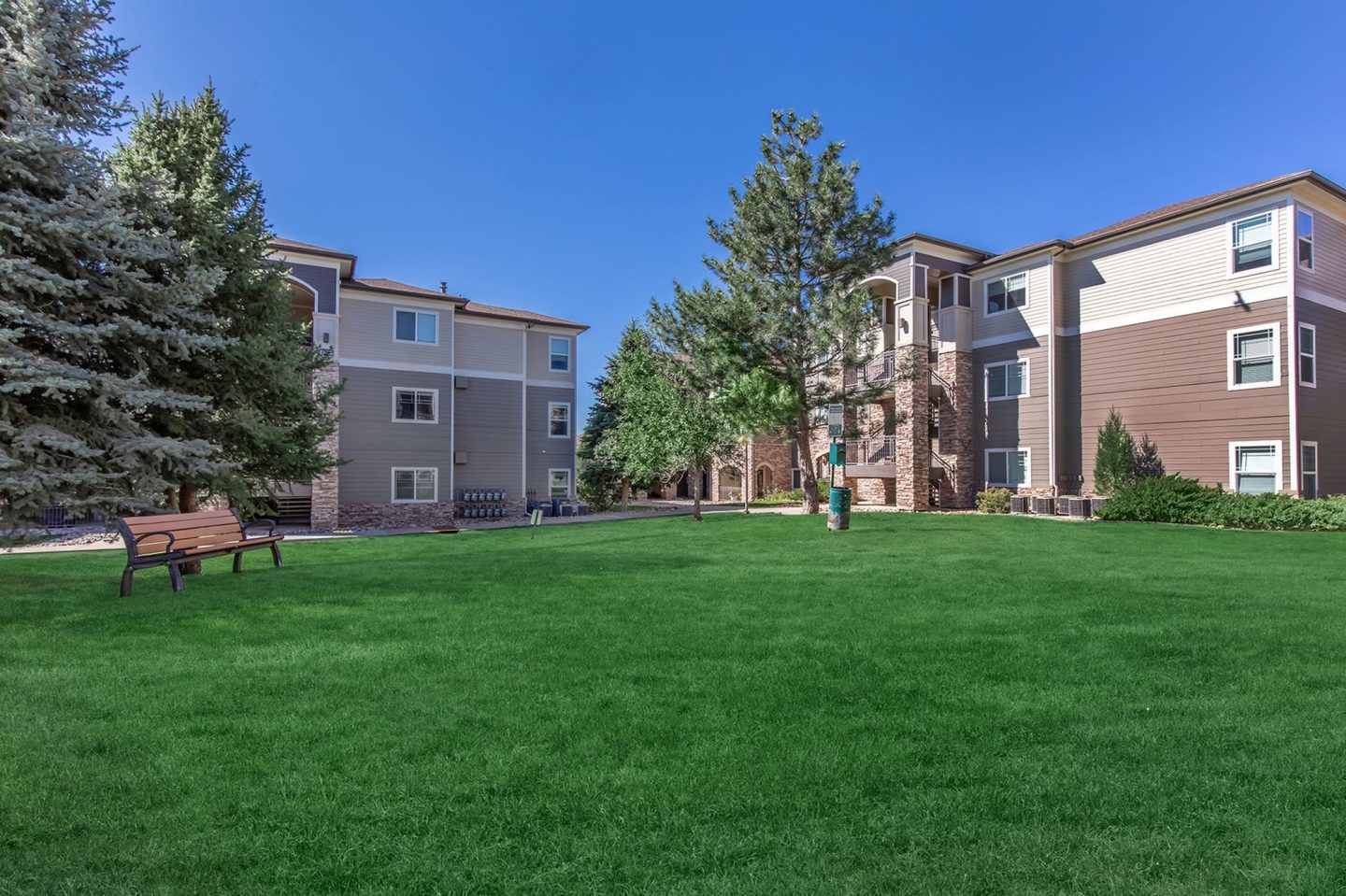 Creekside At Palmer Park Apartments Image 40
