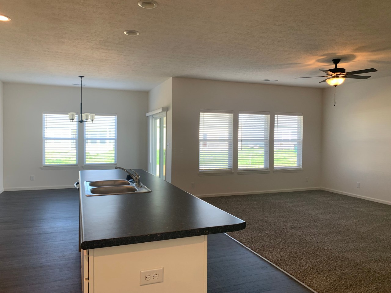 Avalon Bluffs Image 15