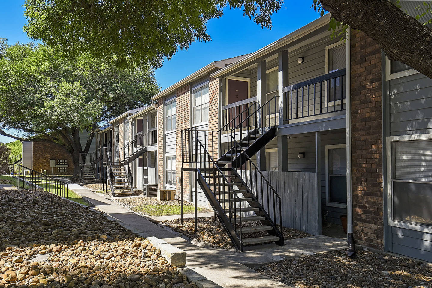 Riverstone Apartments Image 8